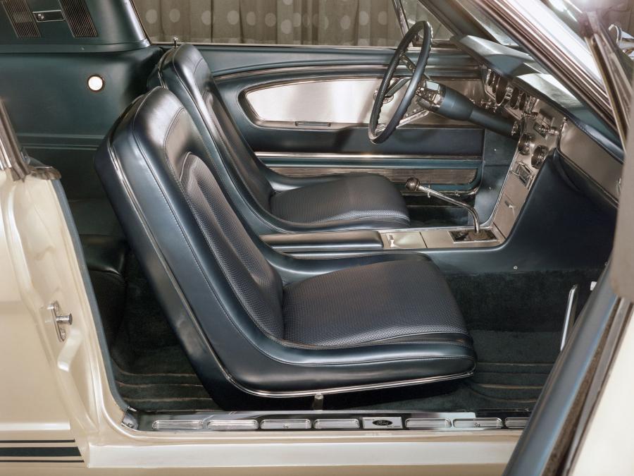  Ford Mustang GT Fastback EBF II 1965 года  (фото 8 из 9)